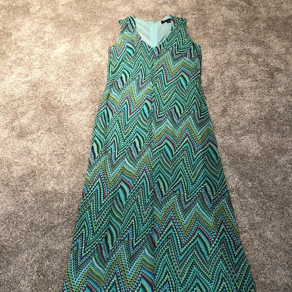 Multi colored maxi dress EUC